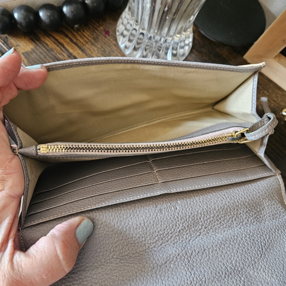 Chloe Envelope Wallet - Picture 10 of 11